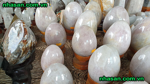 Quả chứng đá thạch anh