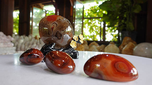 Cục chặn giấy đá mã não Cục chặn giấy đá mã não