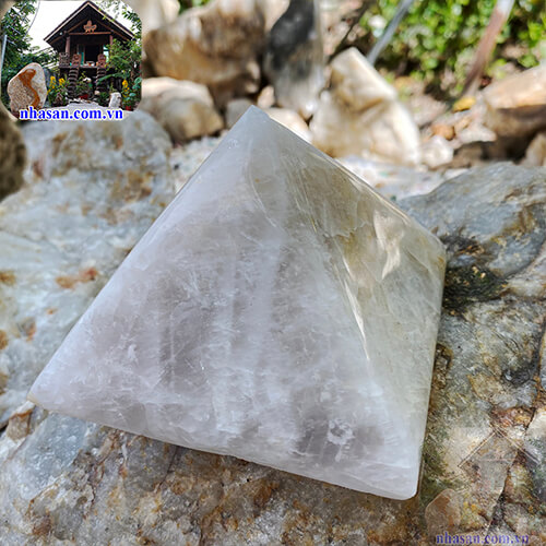 Thạch anh hồng hình kim tự tháp phong thủy Thạch anh hồng hình kim tự tháp phong thủy