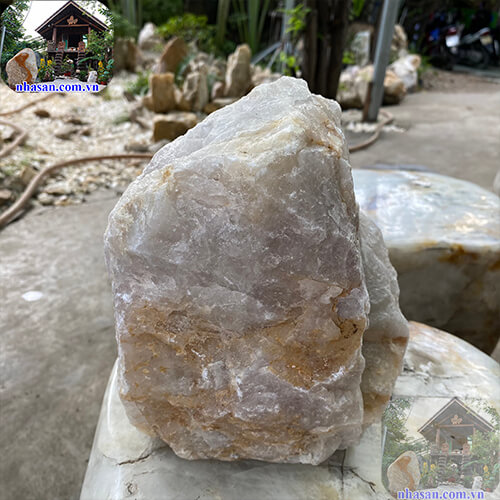 Thạch anh hồng thô tự nhiên giúp cải hung hóa cát Thạch anh hồng thô tự nhiên giúp cải hung hóa cát