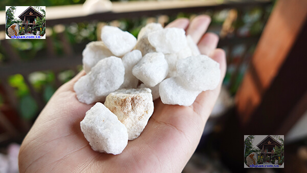 Đá thạch anh vụn trắng