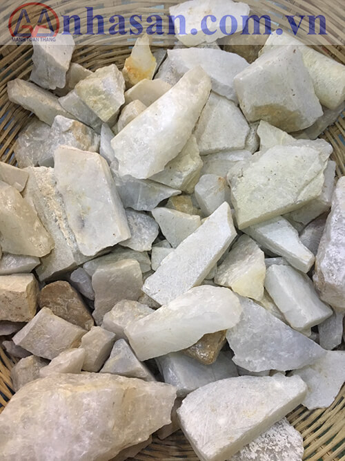 Feng shui quartz crumbs