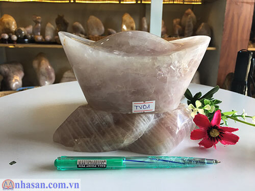 Gold ingot stone quartz TV01.1