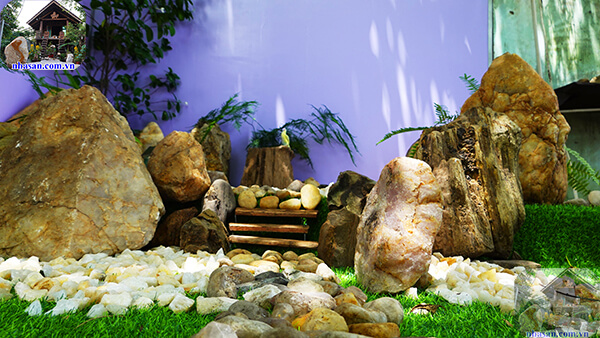 Sỏi đá, cây cảnh, chim chóc tạo vẻ đẹp gần gũi Sỏi đá, cây cảnh, chim chóc tạo vẻ đẹp gần gũi