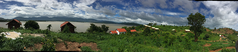 Toàn cảnh hồ lăk