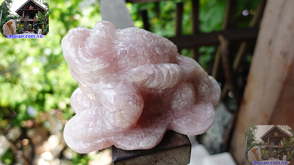 Cóc 3 chân - linh vật phong thủy hút tài lộc Cóc 3 chân - linh vật phong thủy hút tài lộc