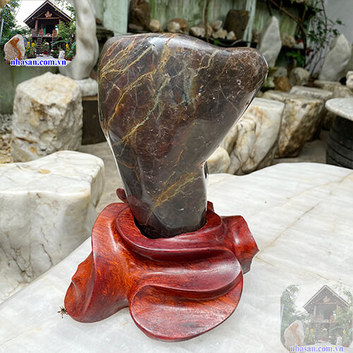 Trụ đá canxedon tự nhiên giúp giảm căng thẳng và mệt mỏi Trụ đá canxedon tự nhiên giúp giảm căng thẳng và mệt mỏi