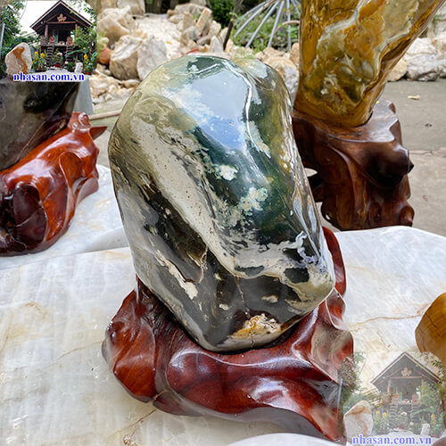 Trụ đá canxedon tự nhiên phong thủy  Trụ đá canxedon tự nhiên phong thủy