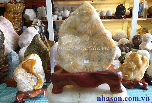 Trụ Đá Thạch Anh Bông Vàng