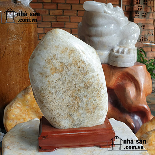 Trụ Đá Thạch Anh Bông Vàng Tự Nhiên