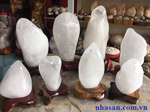 Feng Shui Quartz Stone Head