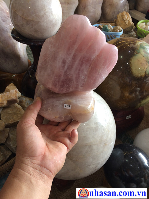 Trụ Đá Thạch Anh Hồng