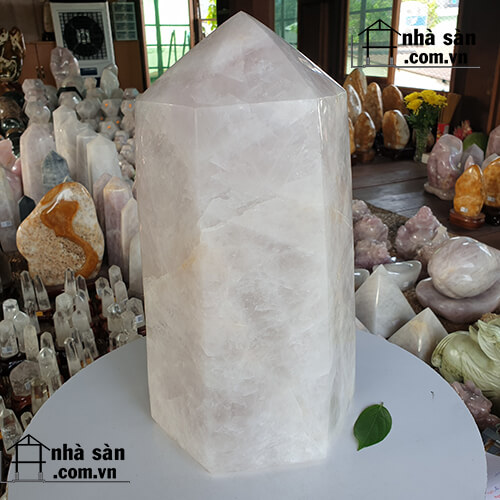 Trụ Đá Thạch Anh Hồng Lục Giác