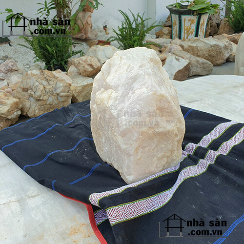 Trụ Đá Thạch Anh Hồng Nguyên Khối Đặt Bàn Thu Ngân
