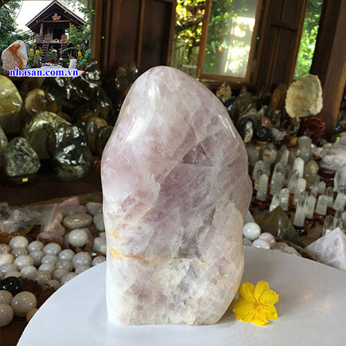 Trụ đá thạch anh hồng phong thủy T450-2 Trụ đá thạch anh hồng phong thủy T450-2