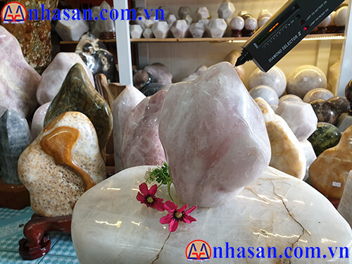 Trụ Đá Thạch Anh Hồng T181.1 Trụ Đá Thạch Anh Hồng T181.1