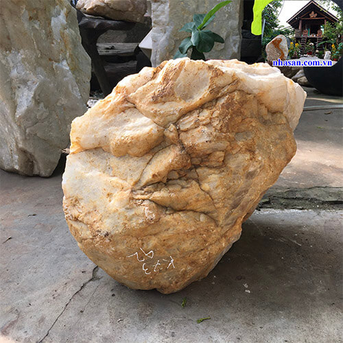 Trụ đá thạch anh hồng thô tự nhiên K73-2 phong thủy Trụ đá thạch anh hồng thô tự nhiên K73-2 phong thủy