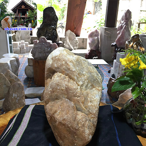 Trụ đá thạch anh hồng thô tự nhiên khối K107-3 Trụ đá thạch anh hồng thô tự nhiên khối K107-3