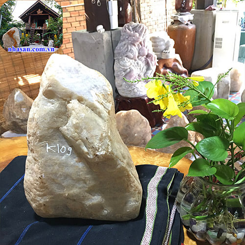 Trụ đá thạch anh hồng thô tự nhiên khối phong thủy K109-1 Trụ đá thạch anh hồng thô tự nhiên khối phong thủy K109-1