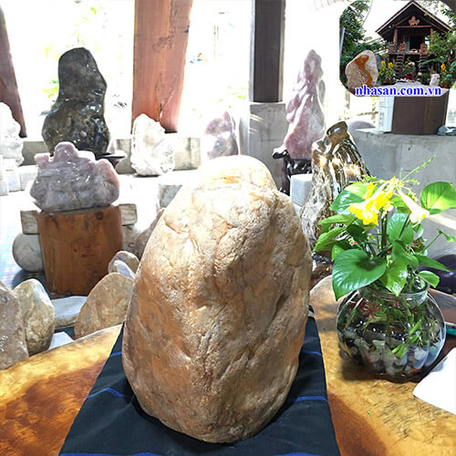 Trụ đá thạch anh hồng thô tự nhiên khối trấn trạch K103-2 Trụ đá thạch anh hồng thô tự nhiên khối trấn trạch K103-2