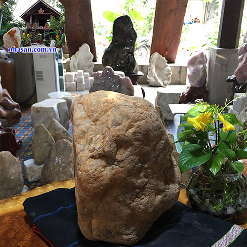 Trụ đá thạch anh hồng thô tự nhiên khối trấn trạch K103-3 Trụ đá thạch anh hồng thô tự nhiên khối trấn trạch K103-3