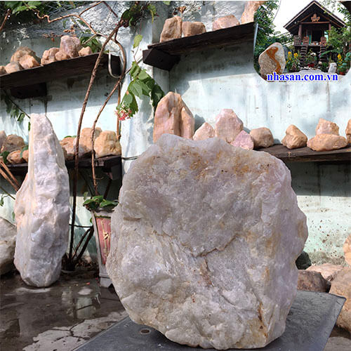 Trụ đá thạch anh hồng thô tự nhiên khối trừ tà K96-2 Trụ đá thạch anh hồng thô tự nhiên khối trừ tà K96-2