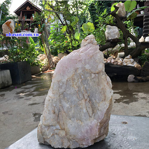 Trụ đá thạch anh hồng thô tự nhiên khử tia ác xạ K94-3 Trụ đá thạch anh hồng thô tự nhiên khử tia ác xạ K94-3