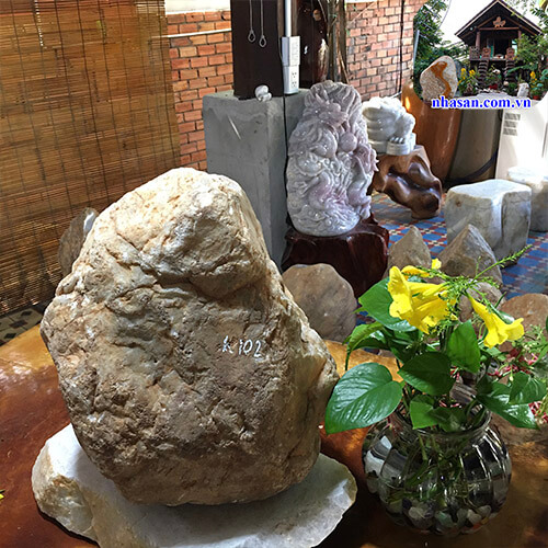 Trụ đá thạch anh hồng thô tự nhiên nguyên khối trấn trạch K102-3 Trụ đá thạch anh hồng thô tự nhiên nguyên khối trấn trạch K102-3