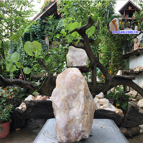 Trụ đá thạch anh hồng thô tự nhiên phong thủy K92-3 Trụ đá thạch anh hồng thô tự nhiên phong thủy K92-3