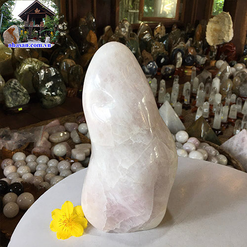 Trụ đá thạch anh hồng trang trí T452-2 Trụ đá thạch anh hồng trang trí T452-2