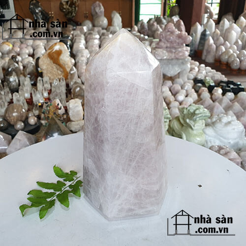 Trụ Đá Thạch Anh Hồng Tự Nhiên Trụ Đá Thạch Anh Hồng Tự Nhiên