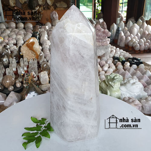 Trụ Đá Thạch Anh Hồng Tự Nhiên Trụ Đá Thạch Anh Hồng Tự Nhiên