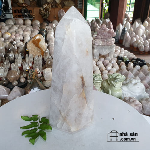 Trụ Đá Thạch Anh Hồng Tự Nhiên