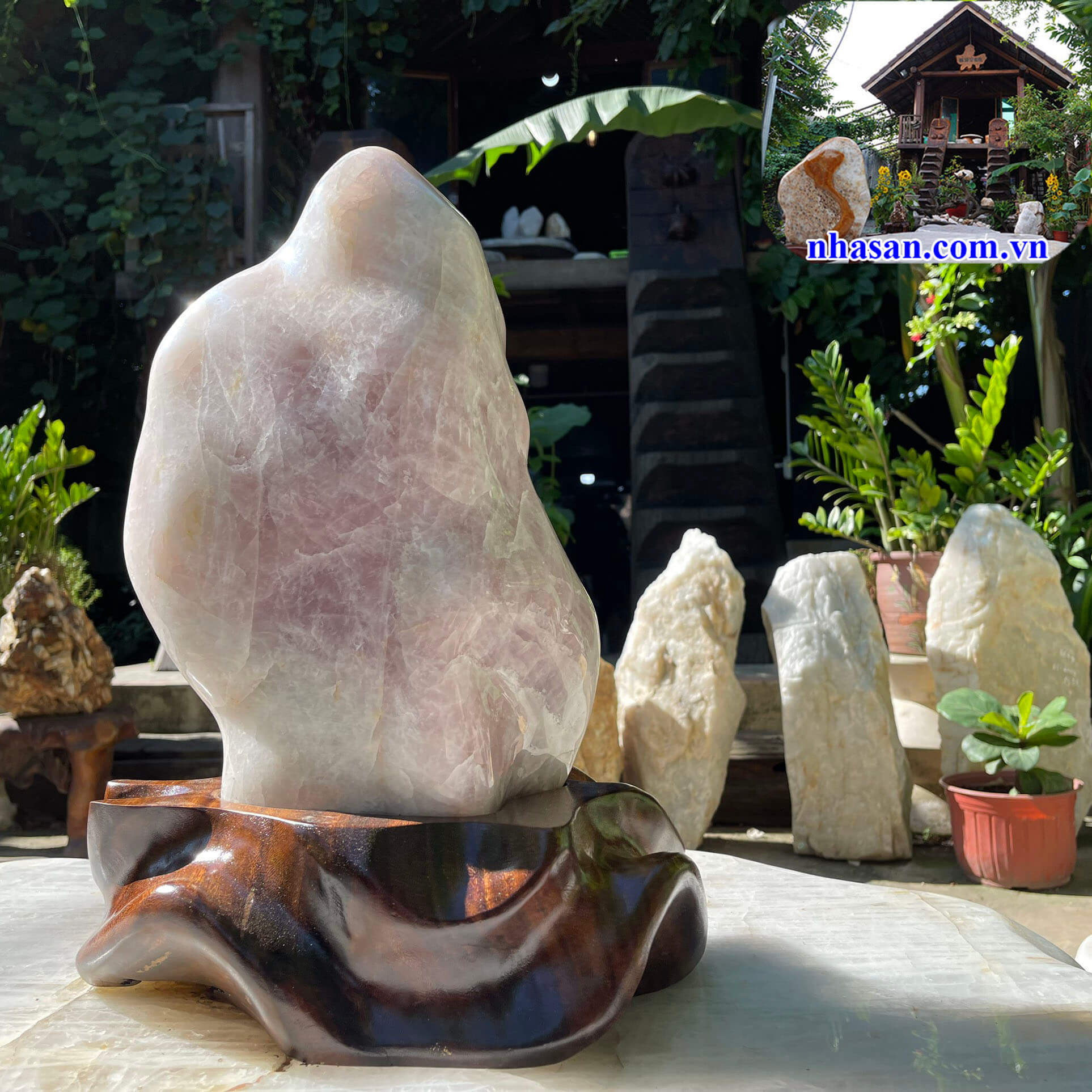 Trụ đá thạch anh hồng tự nhiên khử tia ác xạ T447-3 Trụ đá thạch anh hồng tự nhiên khử tia ác xạ T447-3