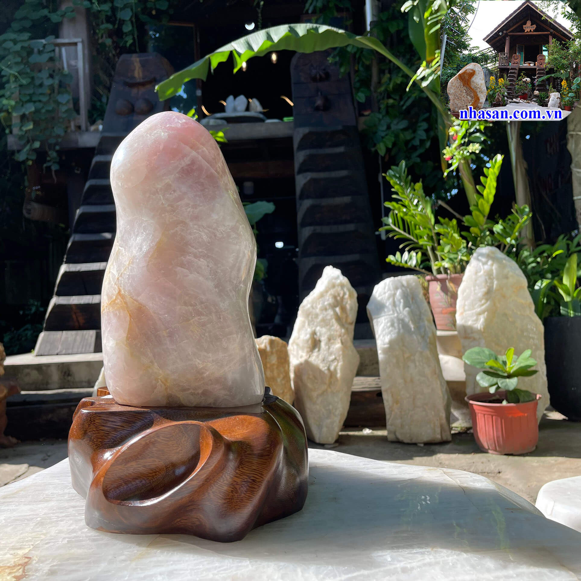 Trụ đá thạch anh hồng tự nhiên phong thủy T445-3 Trụ đá thạch anh hồng tự nhiên phong thủy T445-3