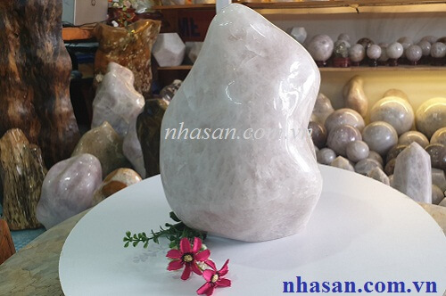Feng Shui Quartz Stone Head