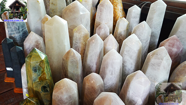 Hình dáng của trụ đá thạch anh có khả năng phân tán đều nguồn năng lượng