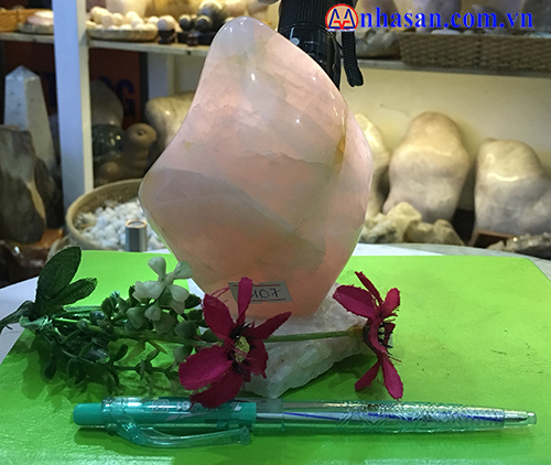 Trụ Đá Thạch Anh T107.2 Trụ Đá Thạch Anh T107.2