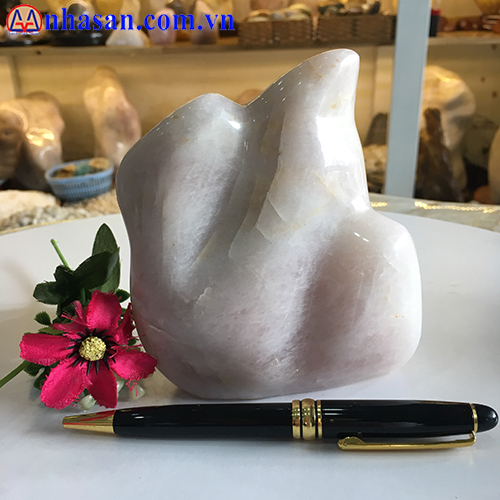 Trụ Đá Thạch Anh T146 Trụ Đá Thạch Anh T146