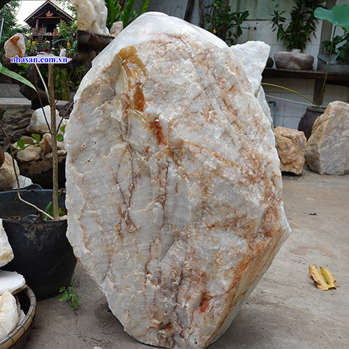 Trụ đá thạch anh thô trắng tự nhiên phong thủy K69-2 Trụ đá thạch anh thô trắng tự nhiên phong thủy K69-2