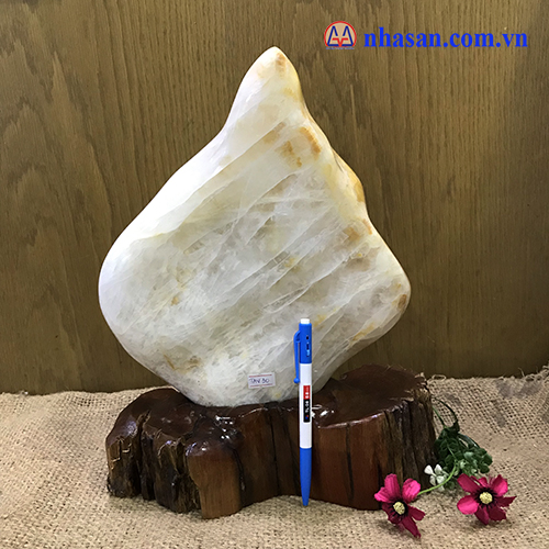 Trụ đá thạch anh vàng-TAV30