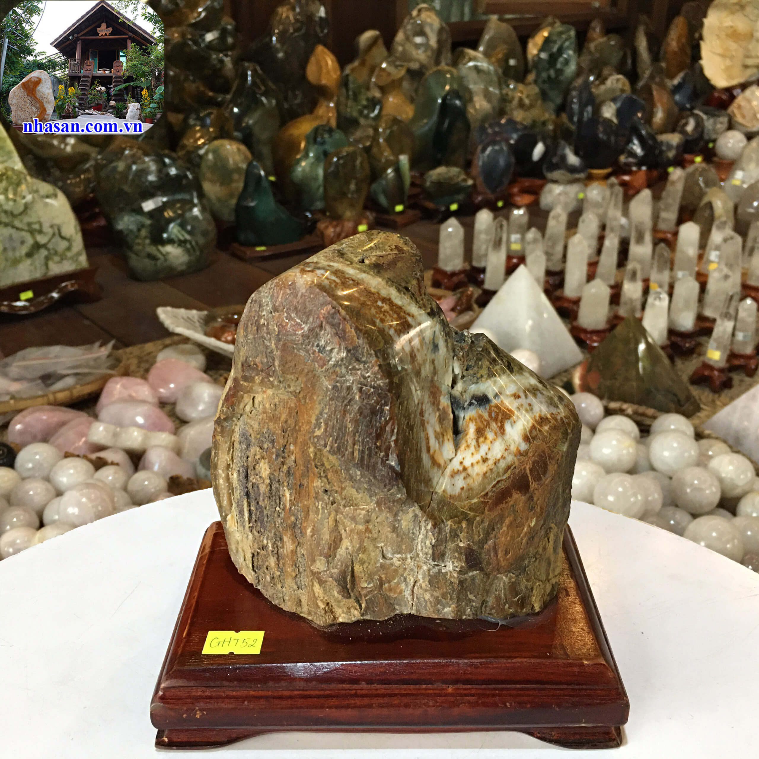 Trụ gỗ hóa đá phong thủy GHT52-1 Trụ gỗ hóa đá phong thủy GHT52-1