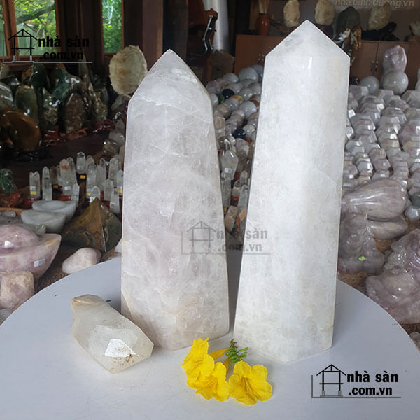 Trụ Lục Giác Đá Thạch Anh Đặt Bàn Trụ Lục Giác Đá Thạch Anh Đặt Bàn