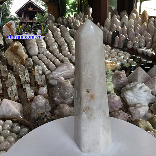 Trụ lục giác đá thạch anh trắng trấn trạch T436-2 Trụ lục giác đá thạch anh trắng trấn trạch T436-2