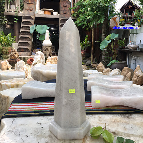 Trụ lục giác đá thạch anh trắng trấn trạch trừ tà Trụ lục giác đá thạch anh trắng trấn trạch trừ tà