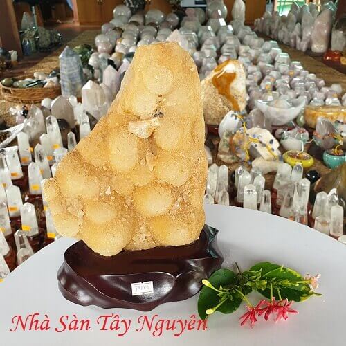 Crystal Pillar Of Yellow Cotton Quartz Stone