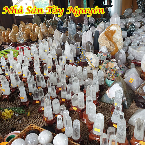 Trụ Tinh Thể Đá Thạch Anh Trắng Trụ Tinh Thể Đá Thạch Anh Trắng