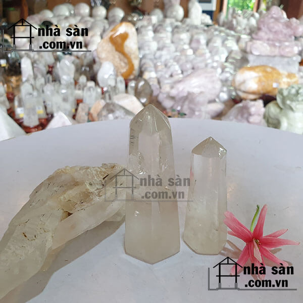 Trụ Tinh Thể Đá Thạch Anh Trắng Trụ Tinh Thể Đá Thạch Anh Trắng