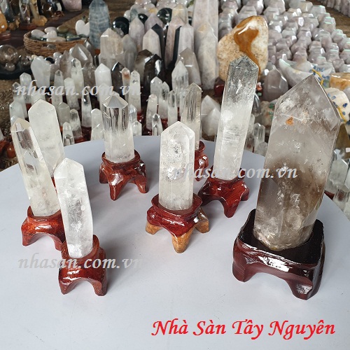 Trụ Tinh Thể Thạch Anh