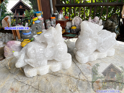 Tỳ hưu phong thủy đá tự nhiên Tỳ hưu phong thủy đá tự nhiên